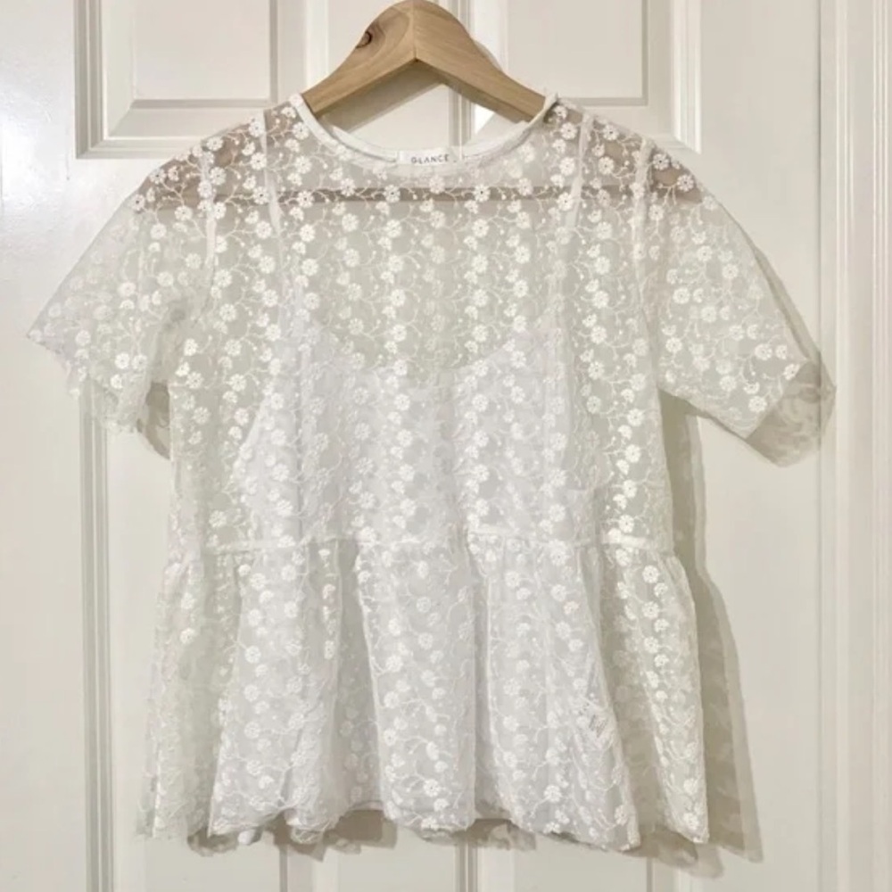 NWOT GLANCE White Floral Sheer Lace Overlay Two Piece Blouse Size XS